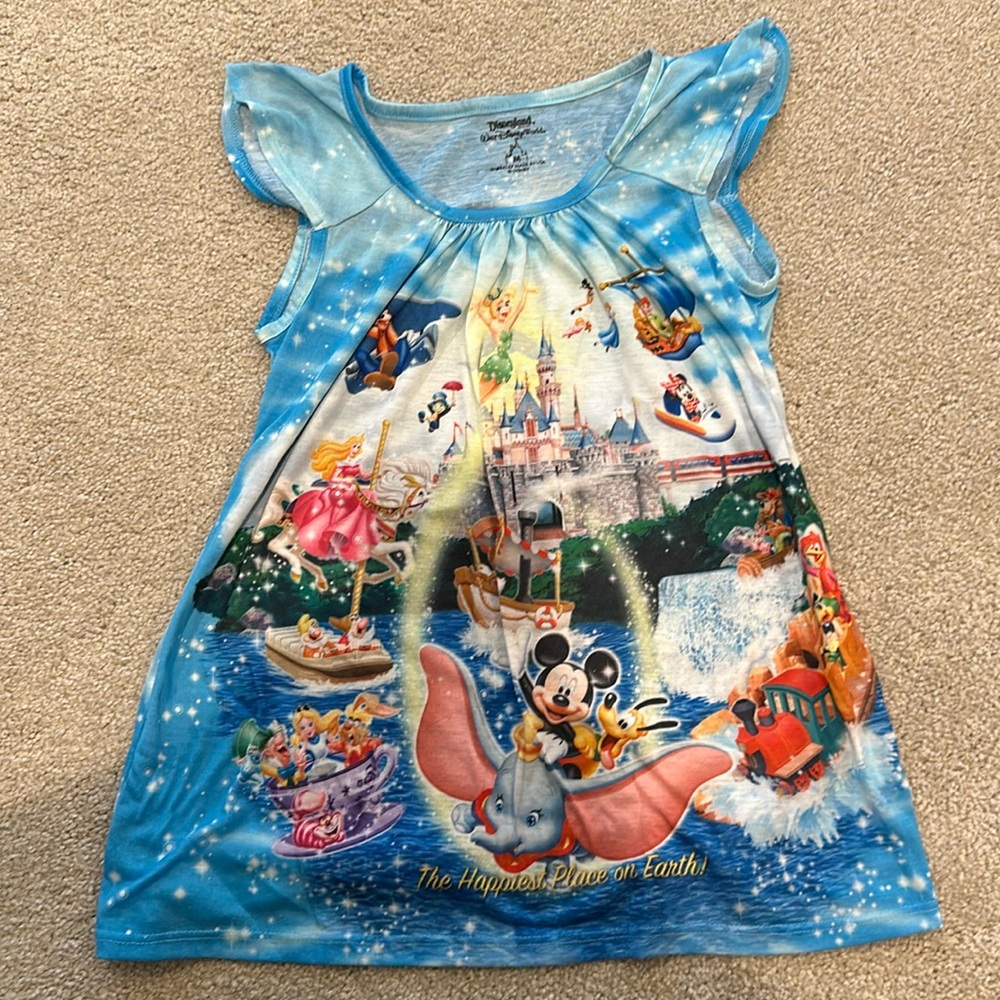 Walt Disney world girl the happiest place on earth tee tank size medium